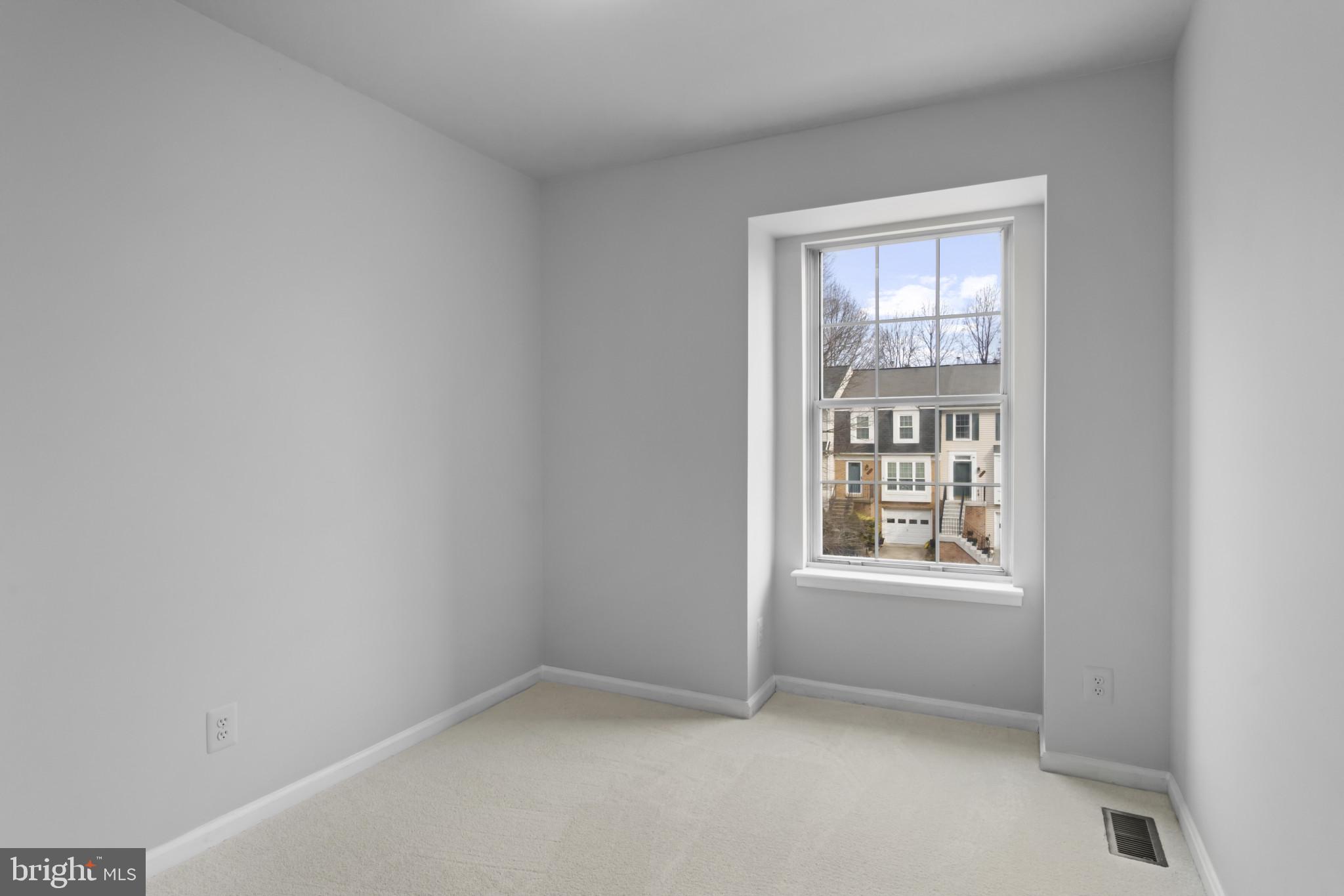 GREEN RIDGE COZZOS - Residential