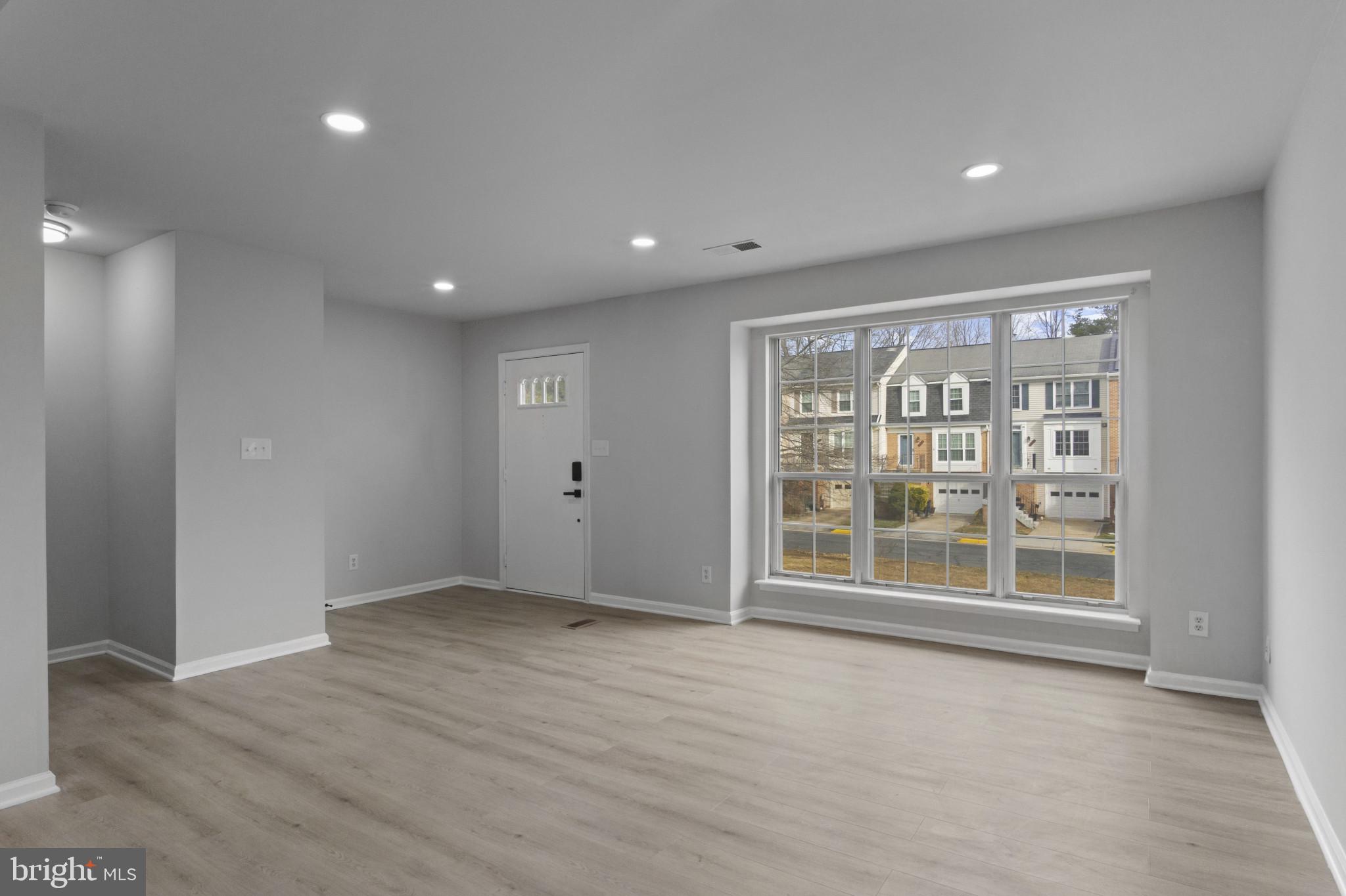 GREEN RIDGE COZZOS - Residential