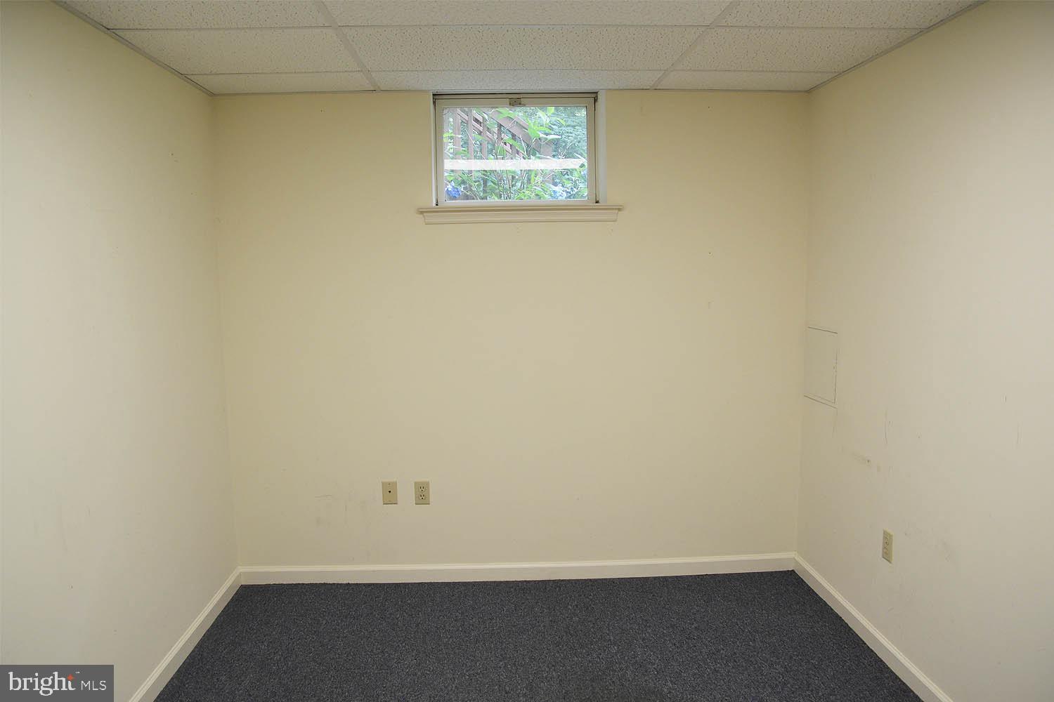 SHERWOOD FOREST - Residential