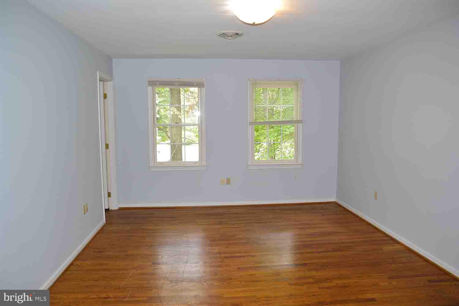 SHERWOOD FOREST - Residential