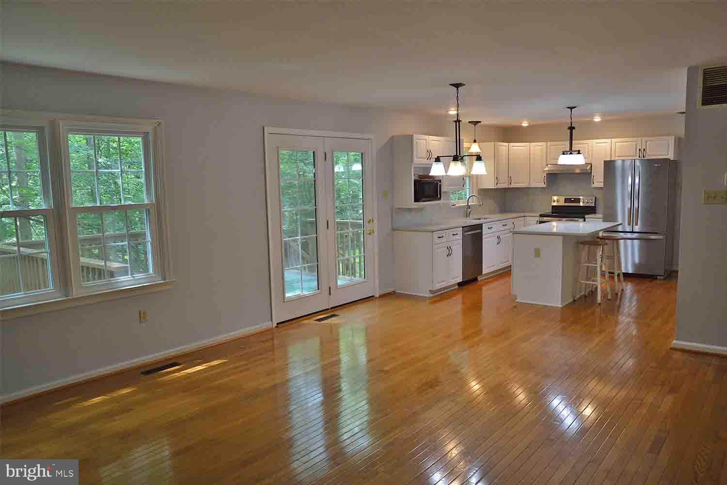 SHERWOOD FOREST - Residential