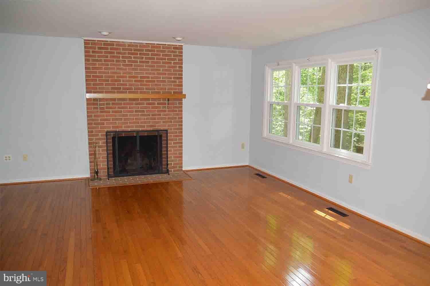 SHERWOOD FOREST - Residential