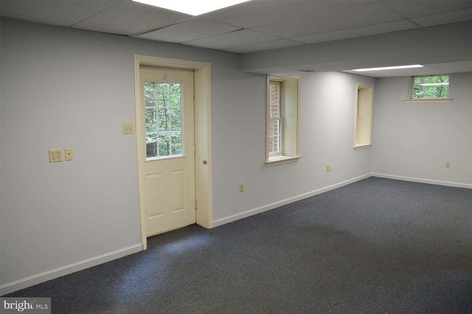 SHERWOOD FOREST - Residential