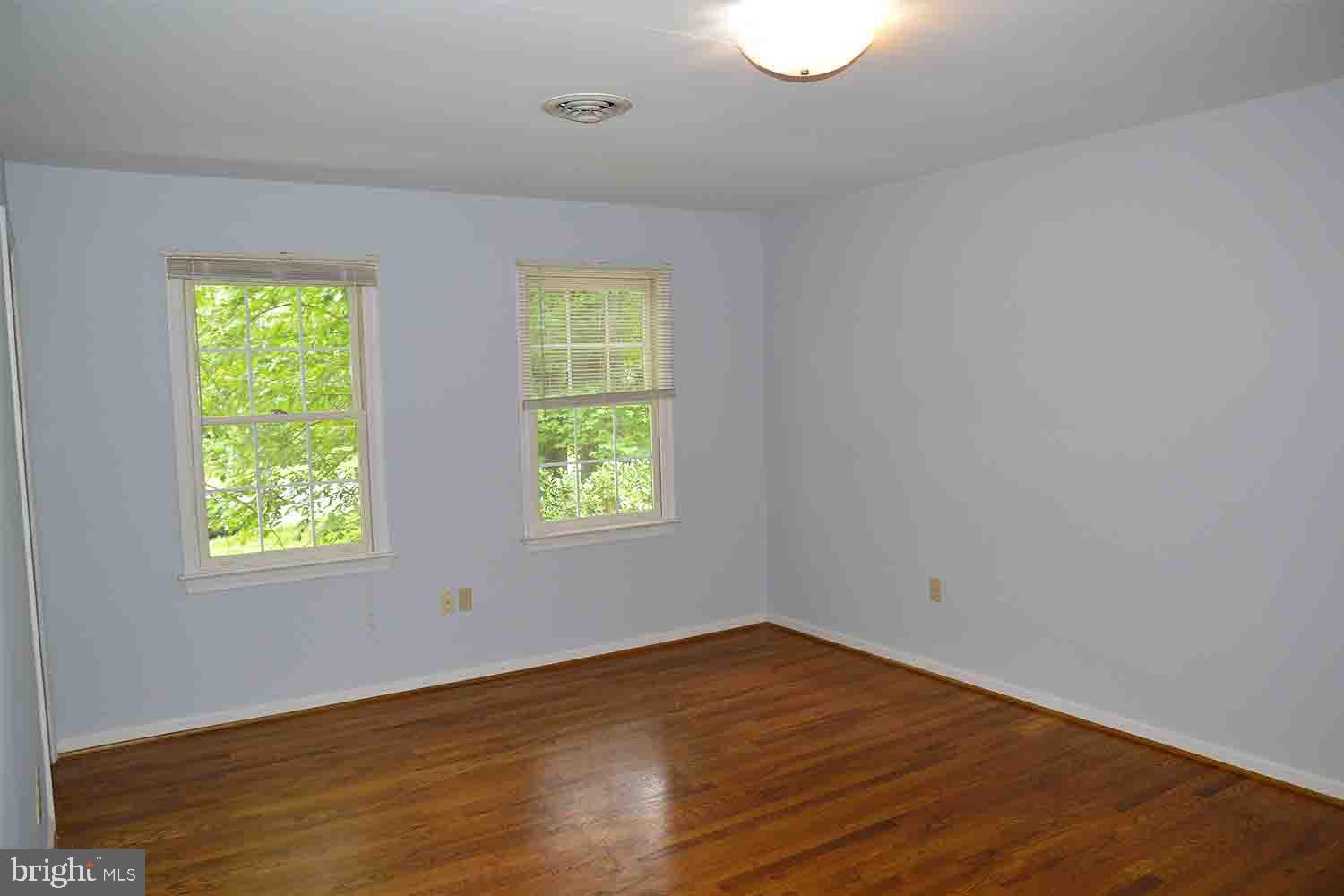 SHERWOOD FOREST - Residential