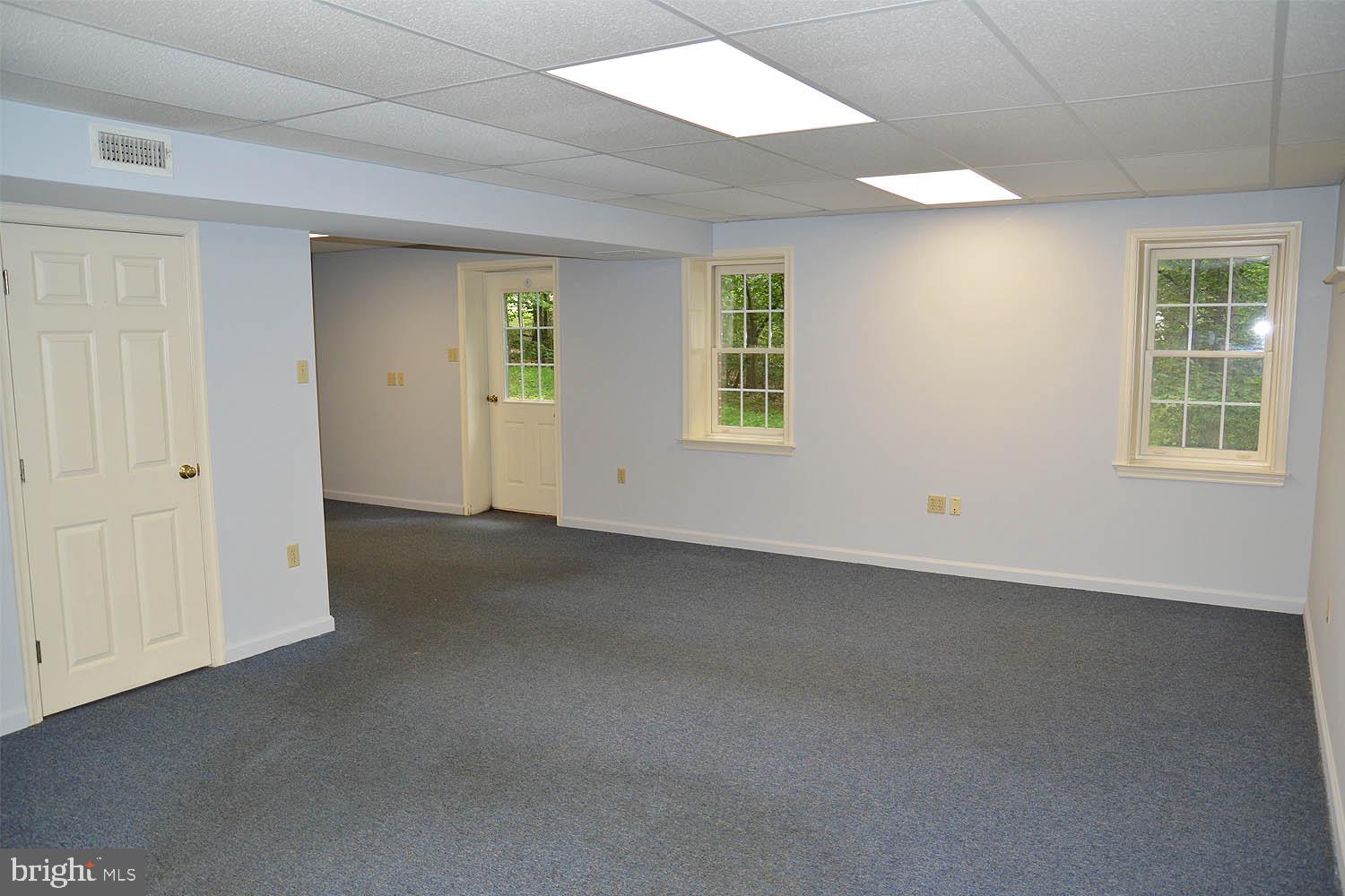 SHERWOOD FOREST - Residential