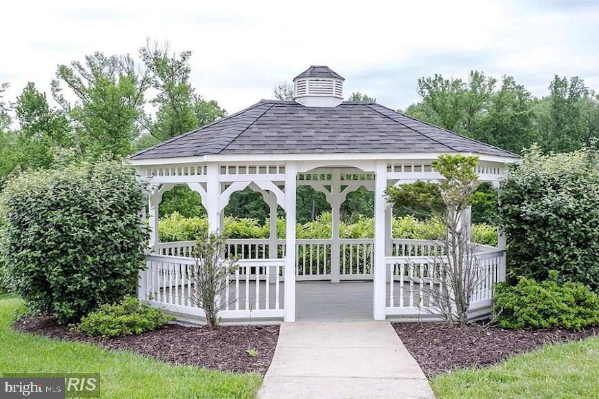 VILLAGES OF DORCHESTER - Residential