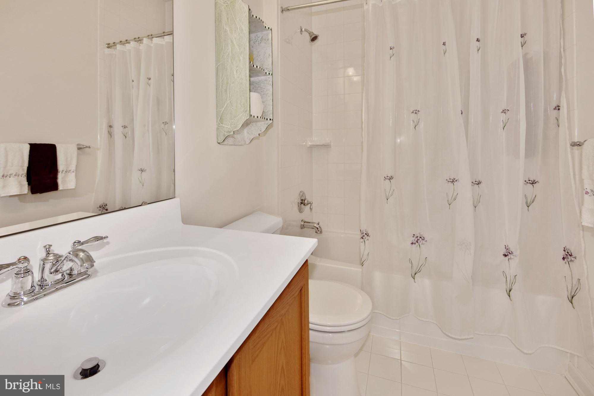 VILLAGES OF DORCHESTER - Residential