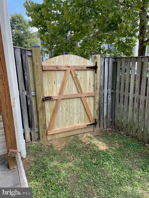 CROFTON FARMS - Residential