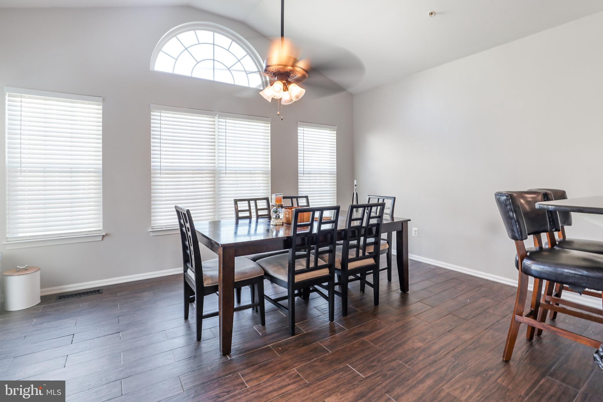 BRENTWOOD - Residential