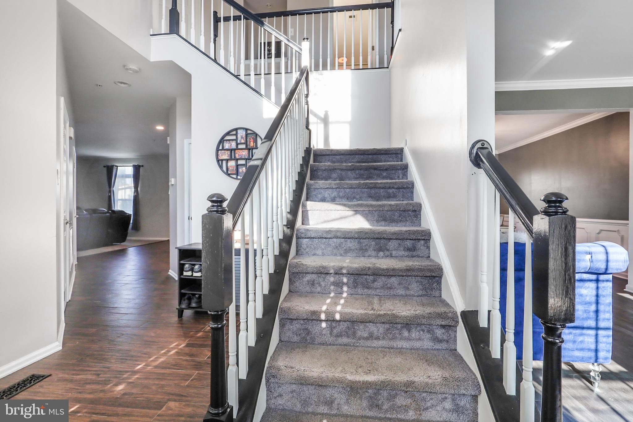 BRENTWOOD - Residential