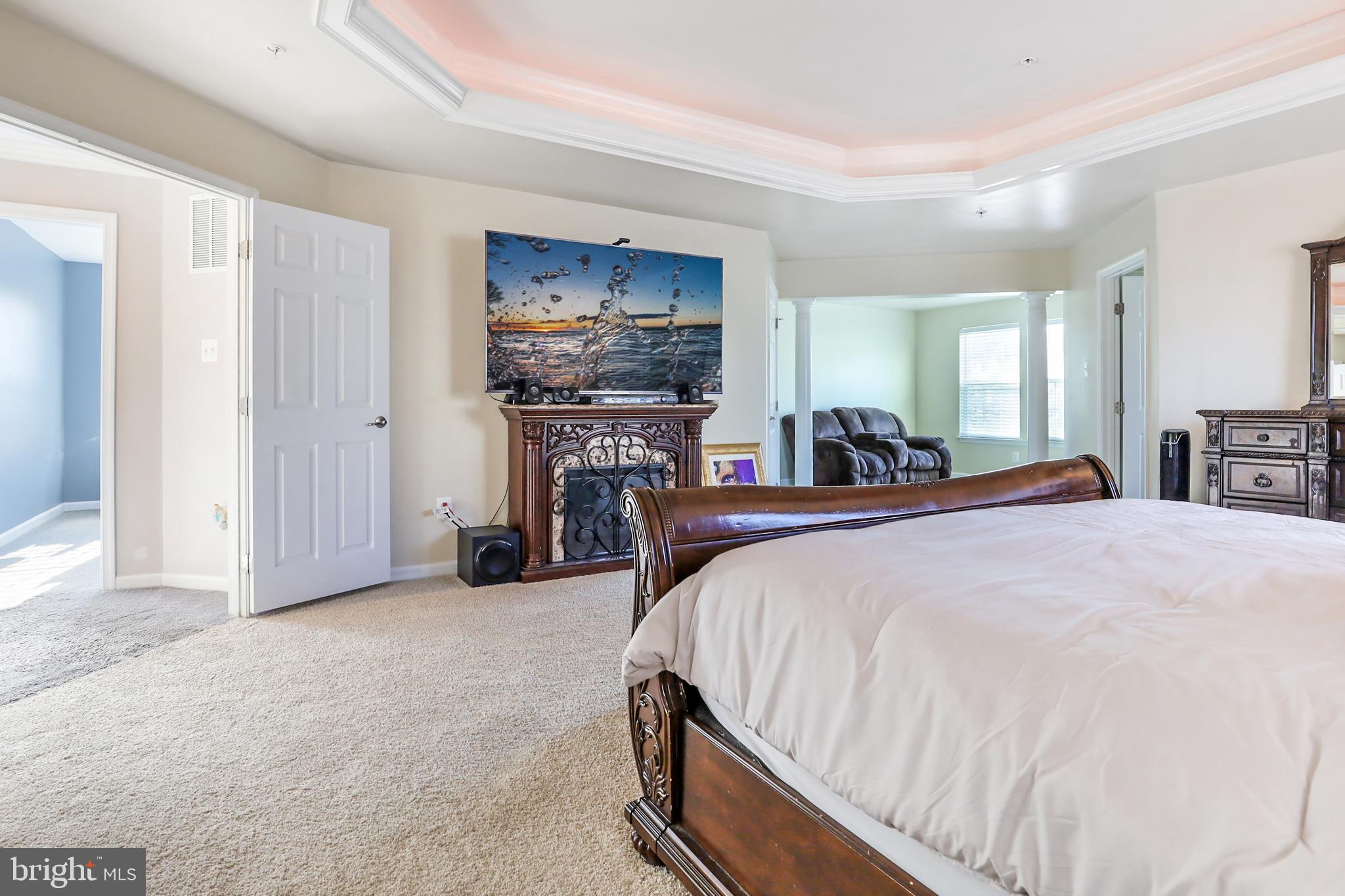 BRENTWOOD - Residential