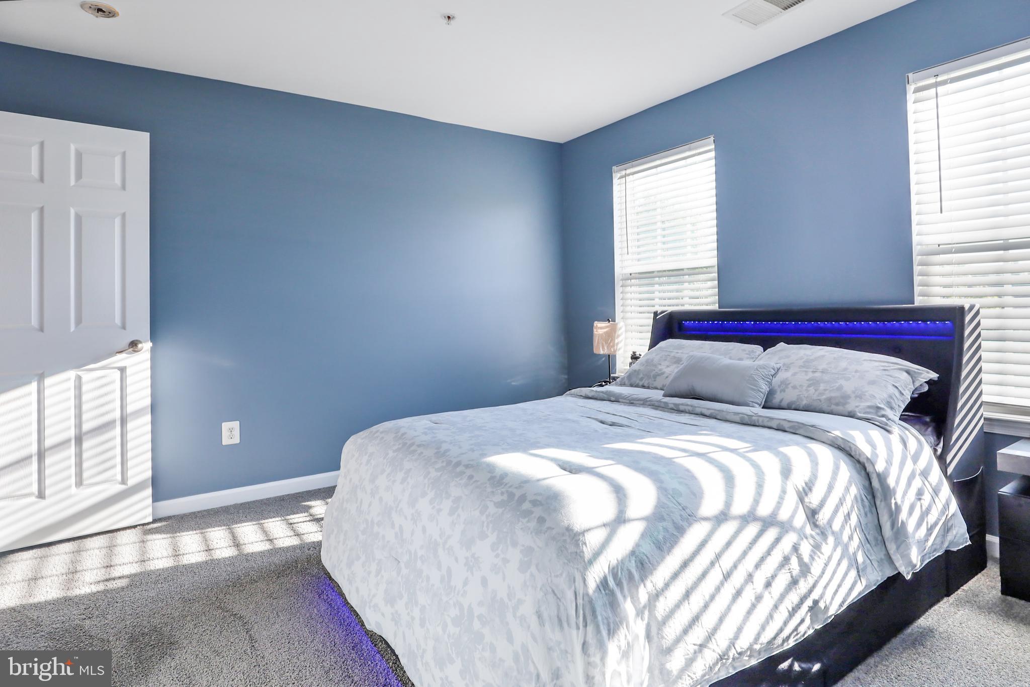 BRENTWOOD - Residential