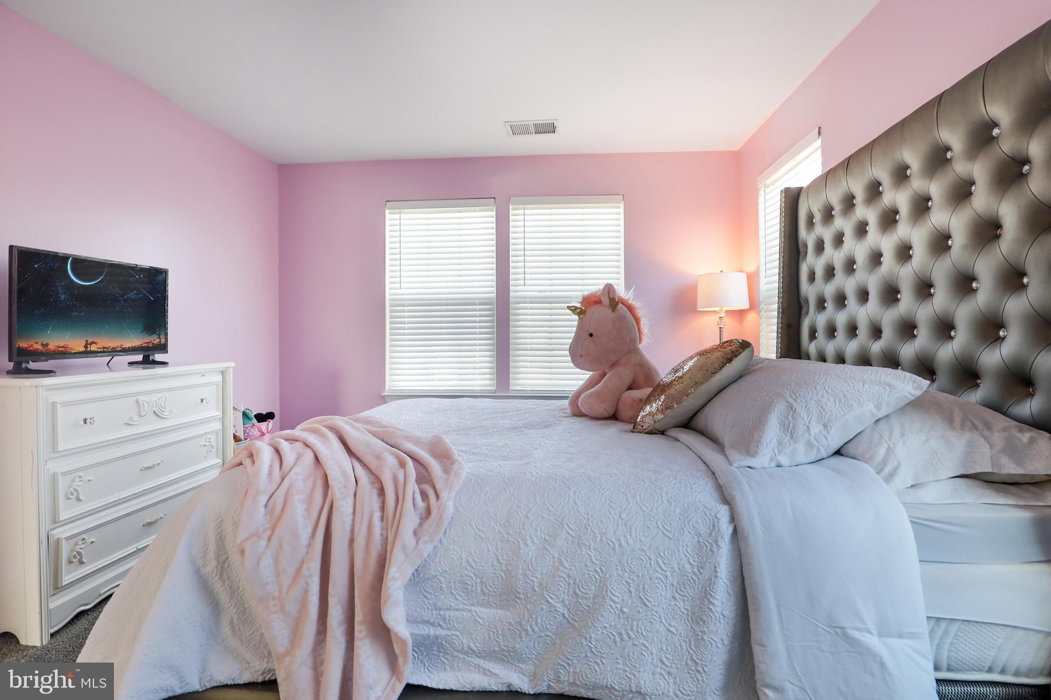 BRENTWOOD - Residential