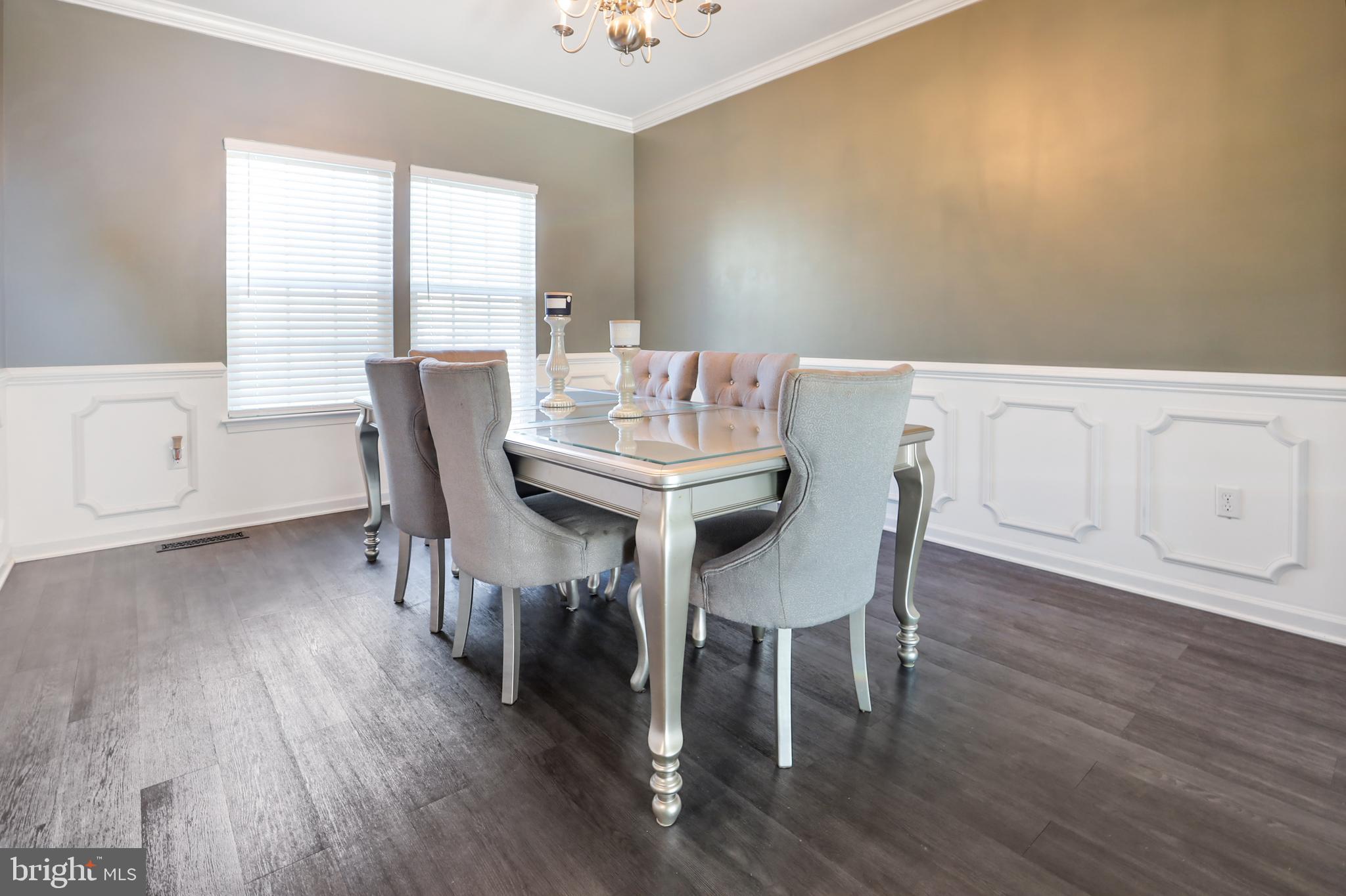 BRENTWOOD - Residential