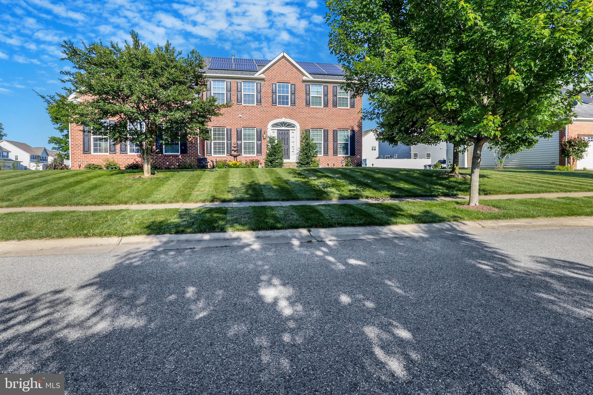 BRENTWOOD - Residential