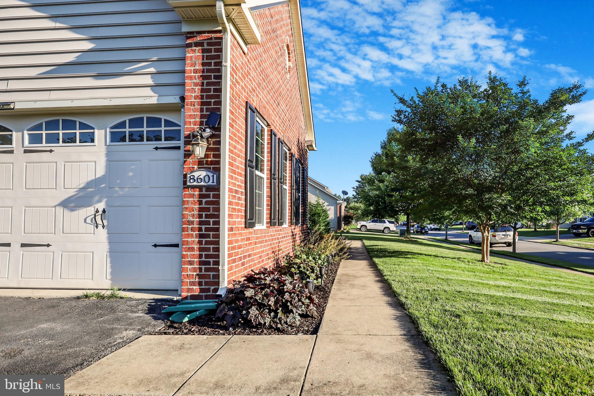 BRENTWOOD - Residential