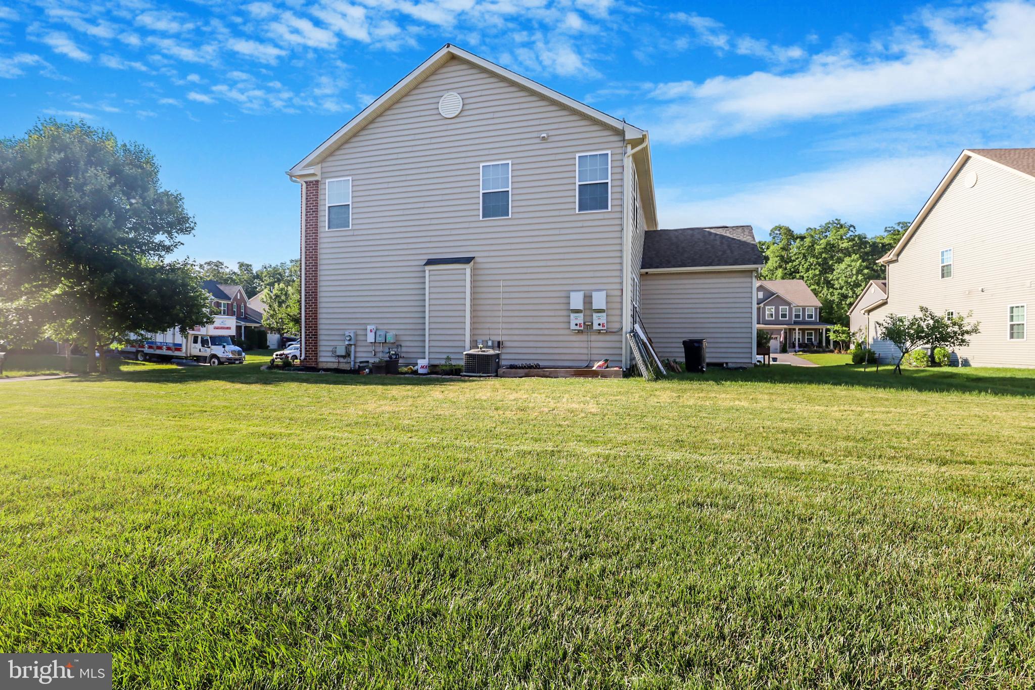 BRENTWOOD - Residential