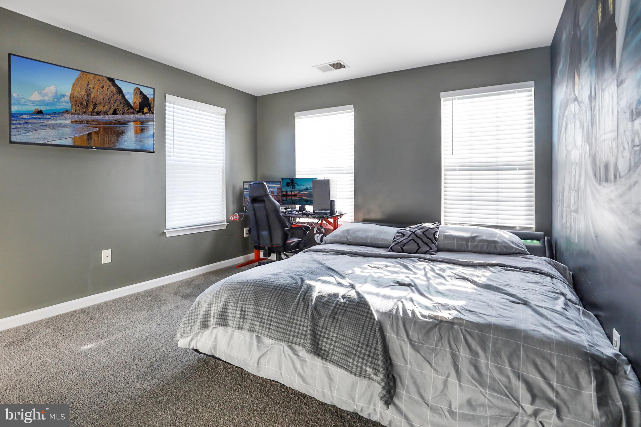 BRENTWOOD - Residential