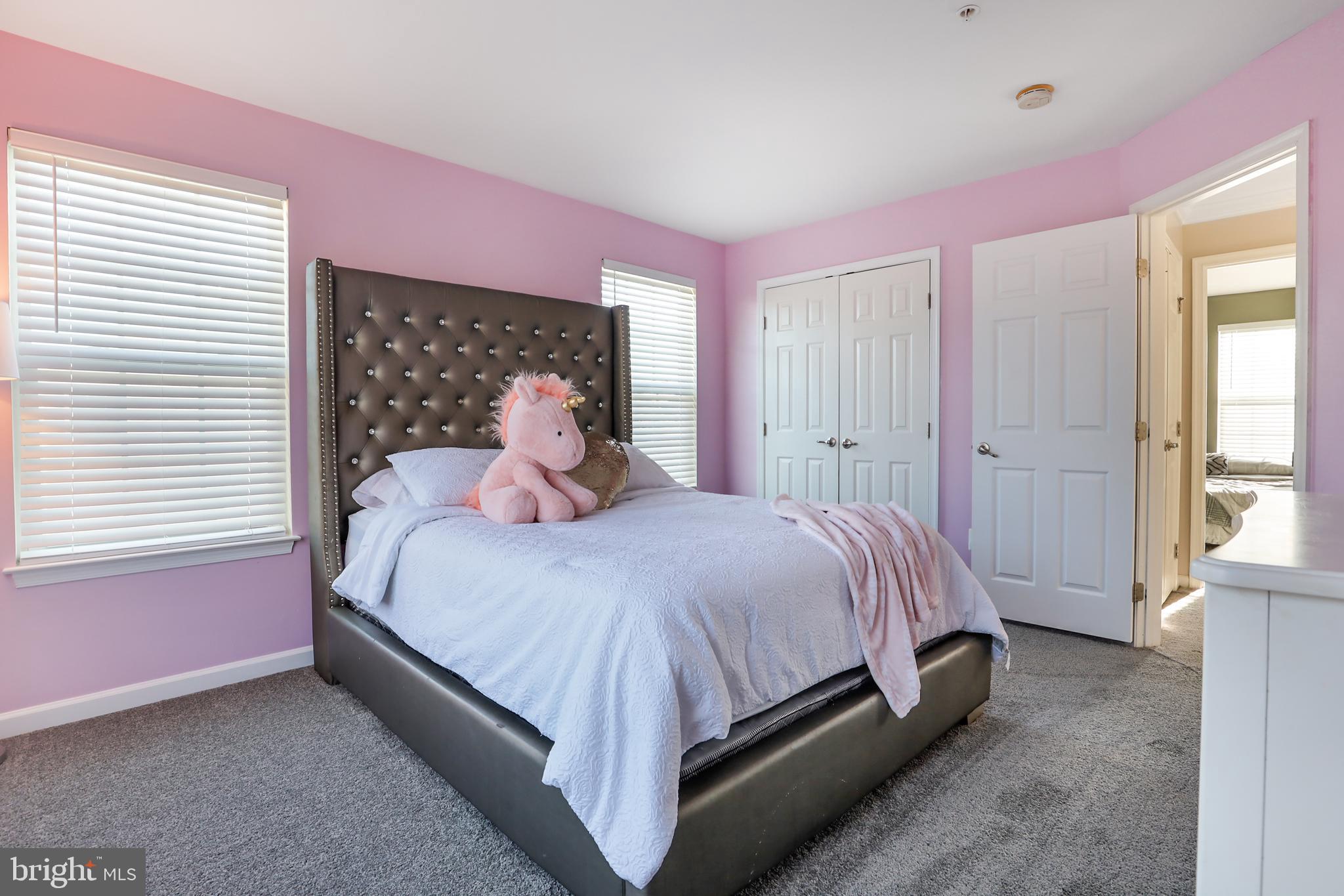 BRENTWOOD - Residential