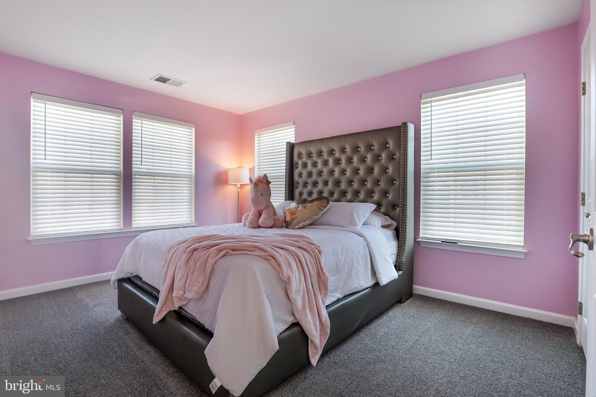 BRENTWOOD - Residential