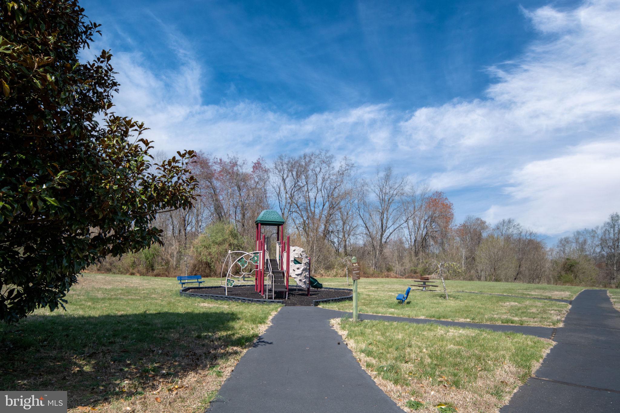 FOX CHASE - Residential