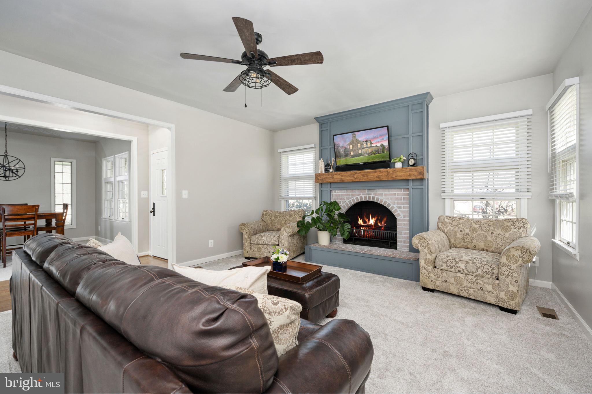 FOX CHASE - Residential