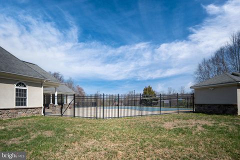 Tiny photo for 10752 Bridlerein Ct, SPOTSYLVANIA, VA 22553 (MLS # VASP2040532)