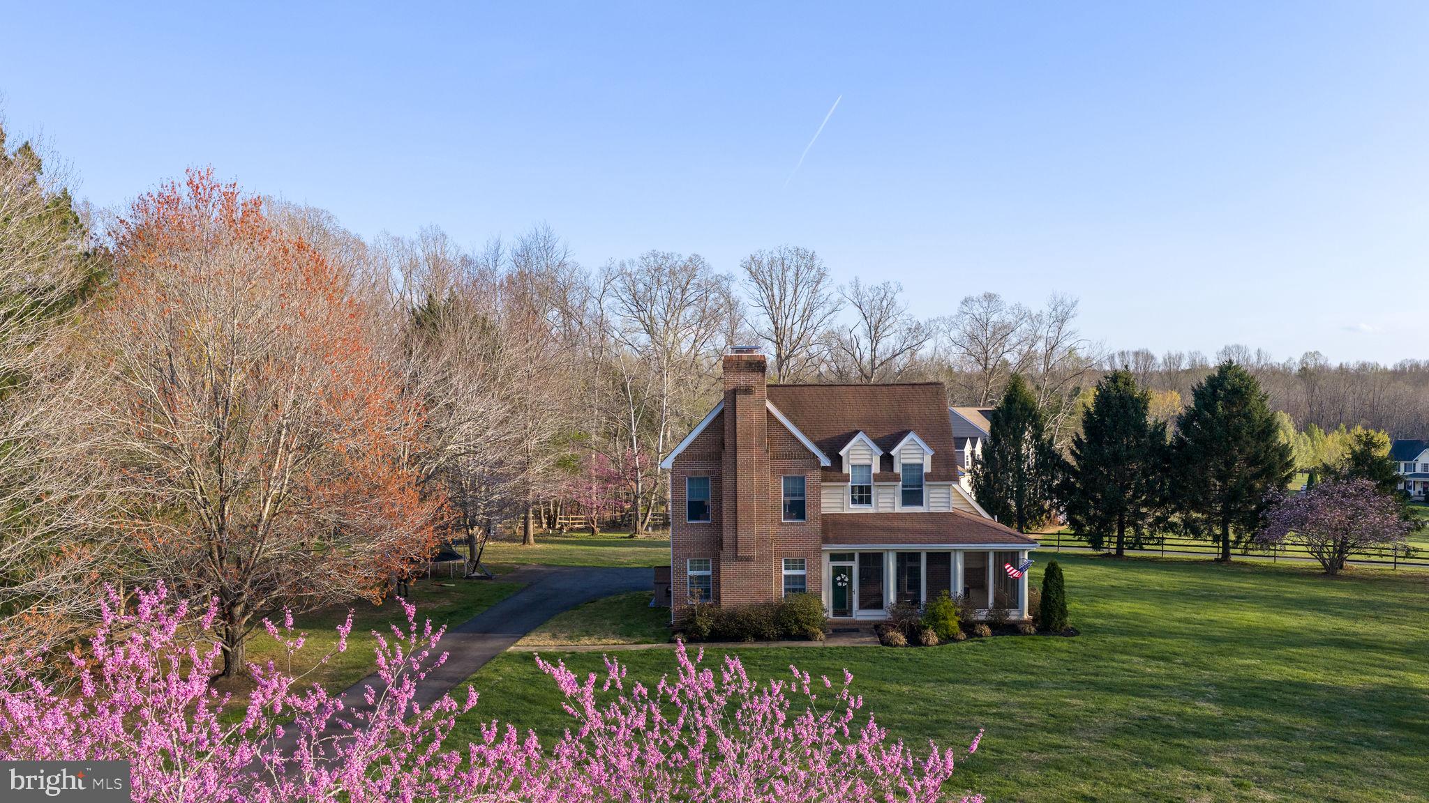 FOX CHASE - Residential