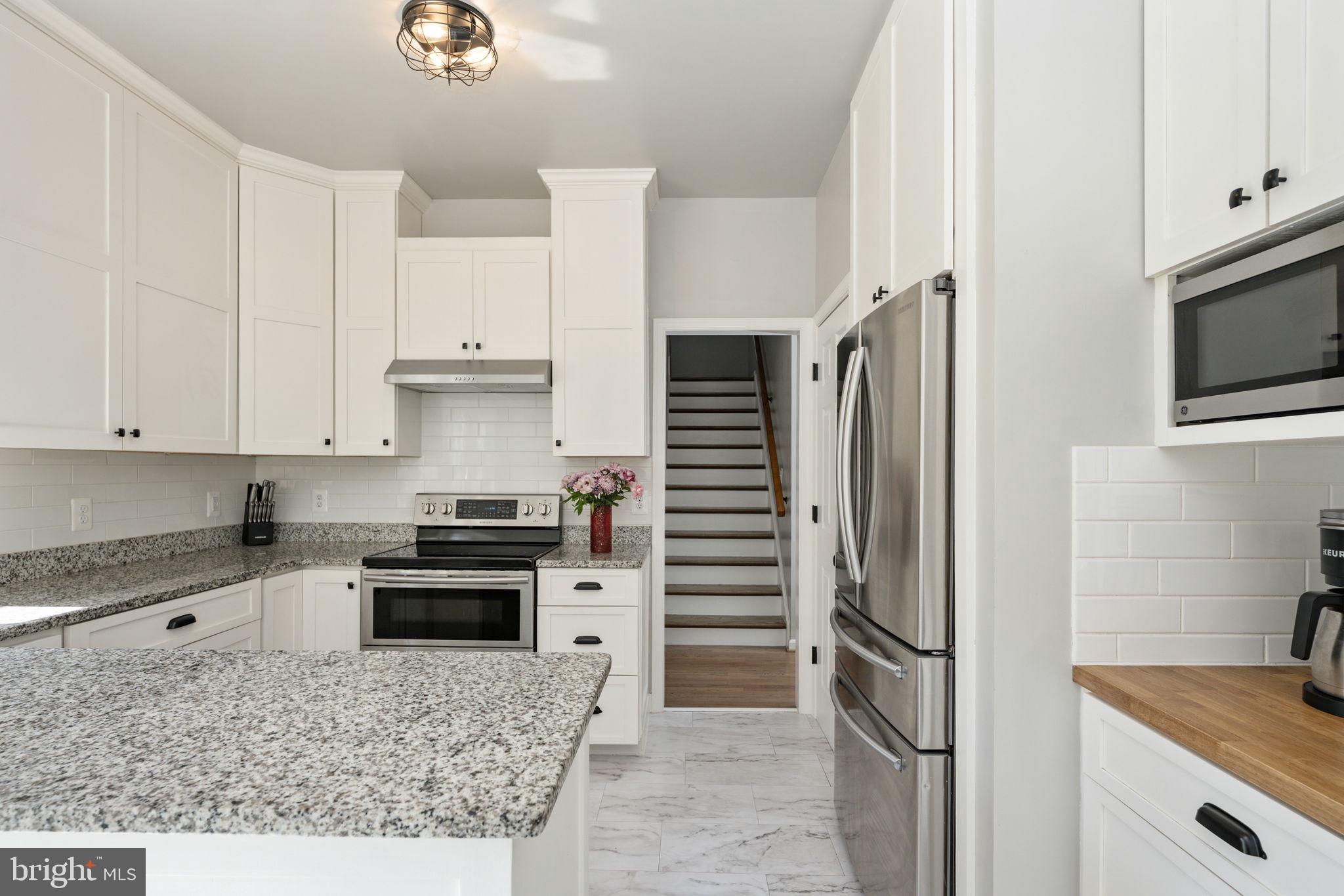 FOX CHASE - Residential