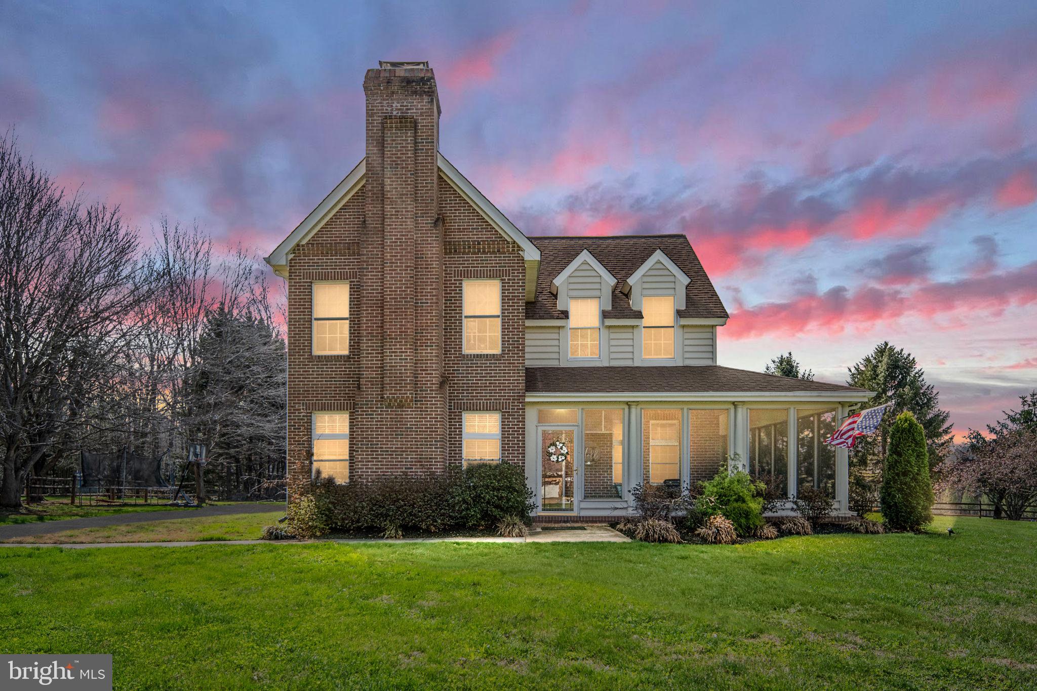 FOX CHASE - Residential