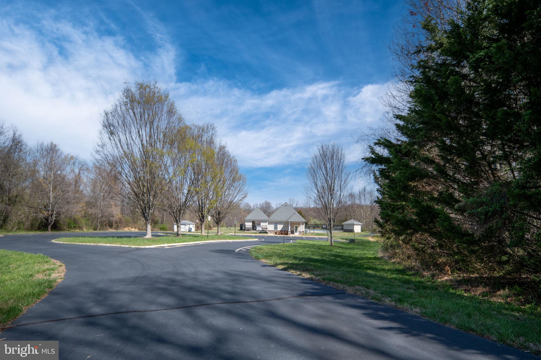 FOX CHASE - Residential