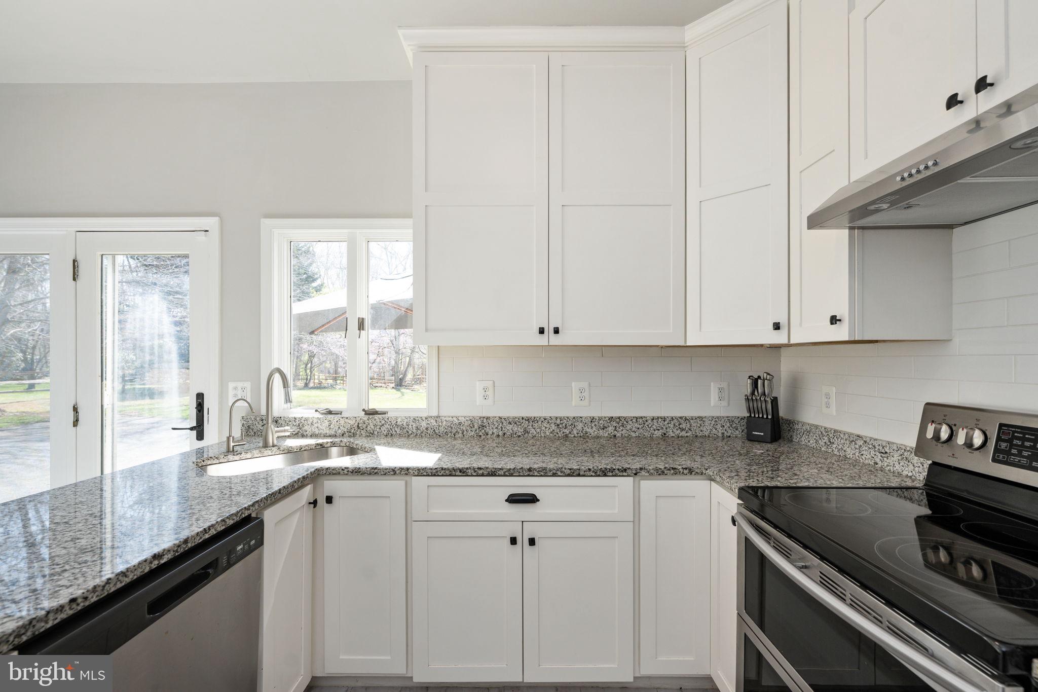 FOX CHASE - Residential