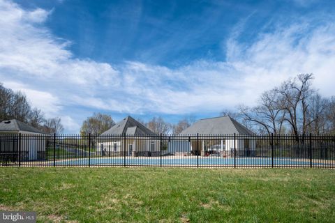 Tiny photo for 10752 Bridlerein Ct, SPOTSYLVANIA, VA 22553 (MLS # VASP2040532)