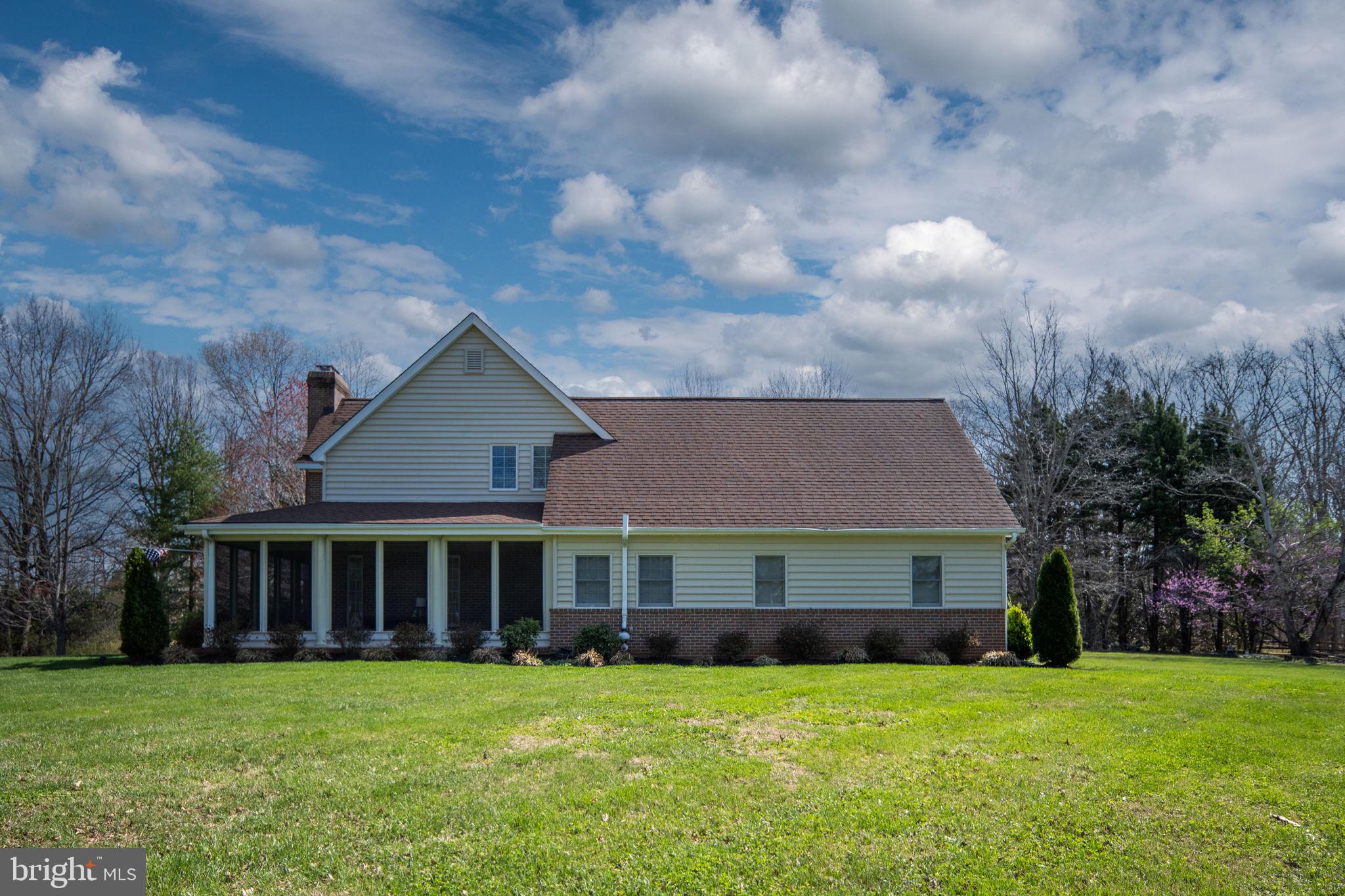 FOX CHASE - Residential