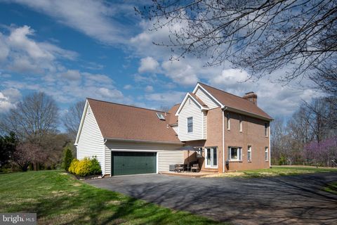 Tiny photo for 10752 Bridlerein Ct, SPOTSYLVANIA, VA 22553 (MLS # VASP2040532)