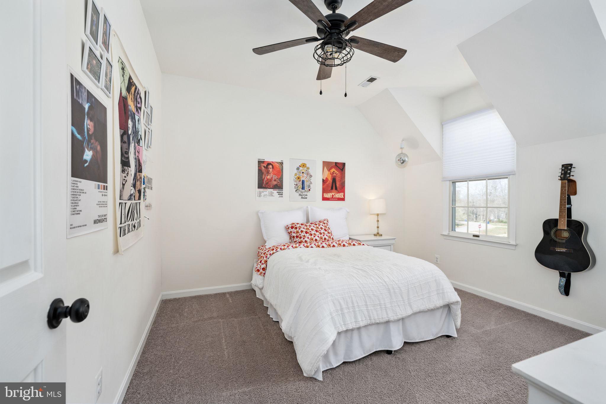 FOX CHASE - Residential