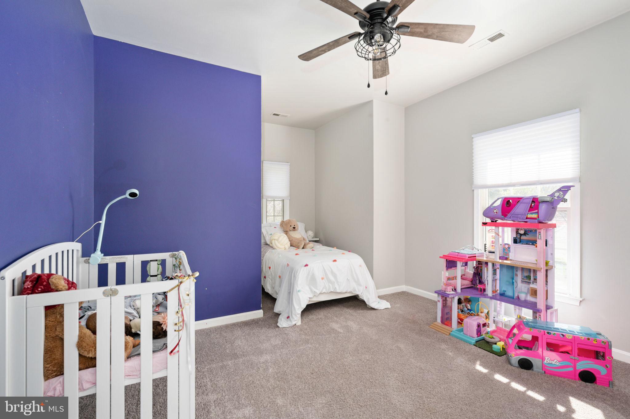 FOX CHASE - Residential