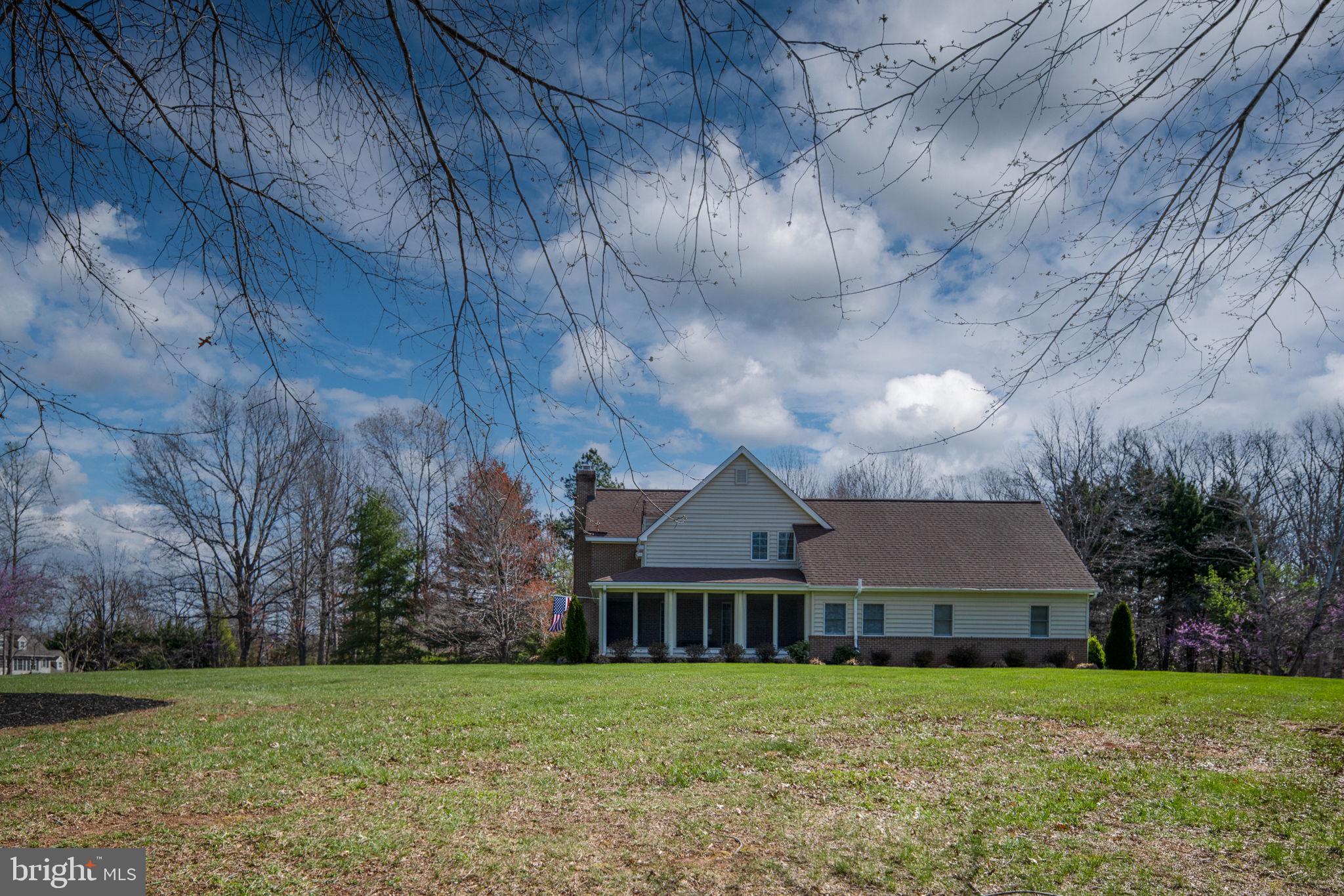 FOX CHASE - Residential