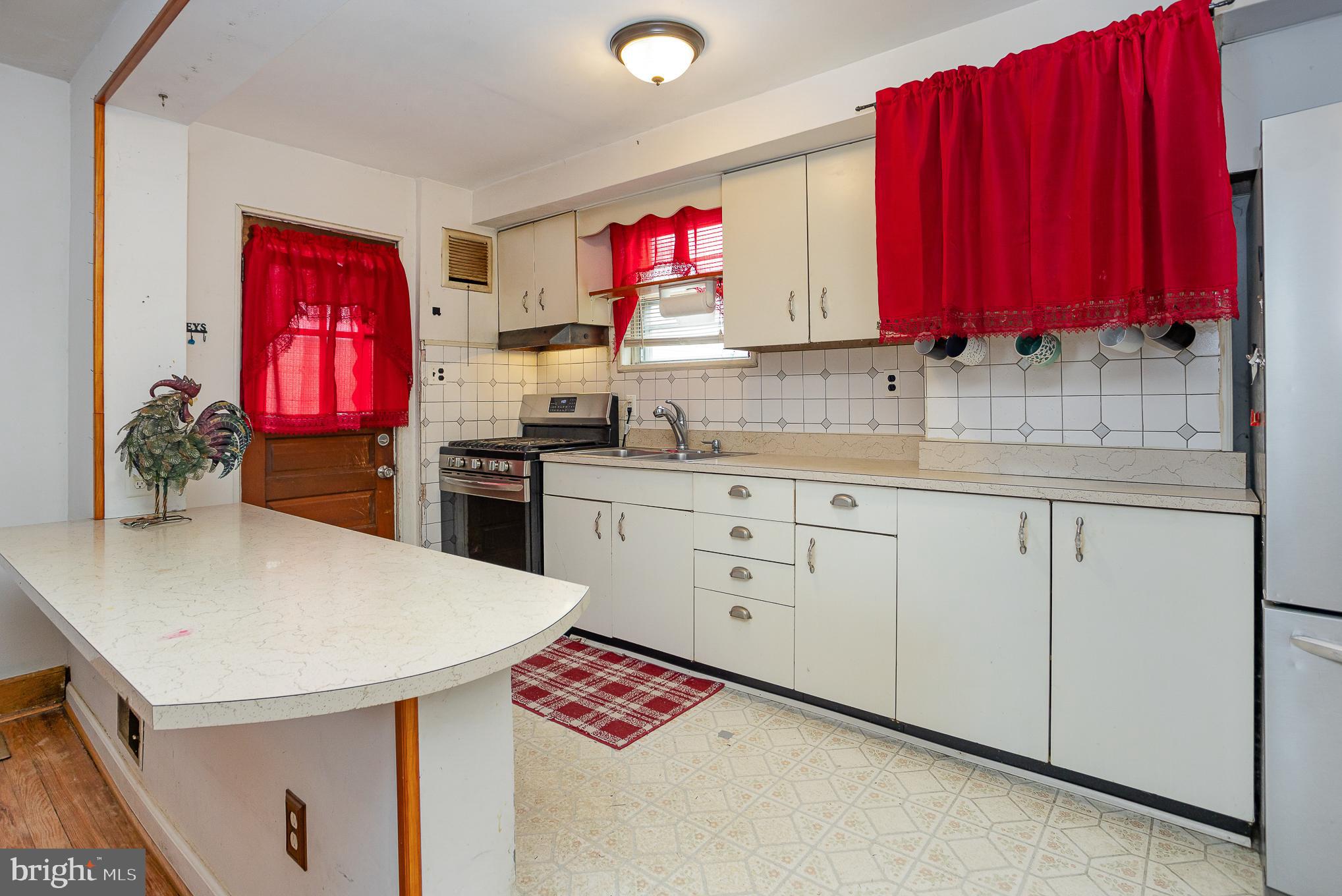 OLD DUNDALK - Residential