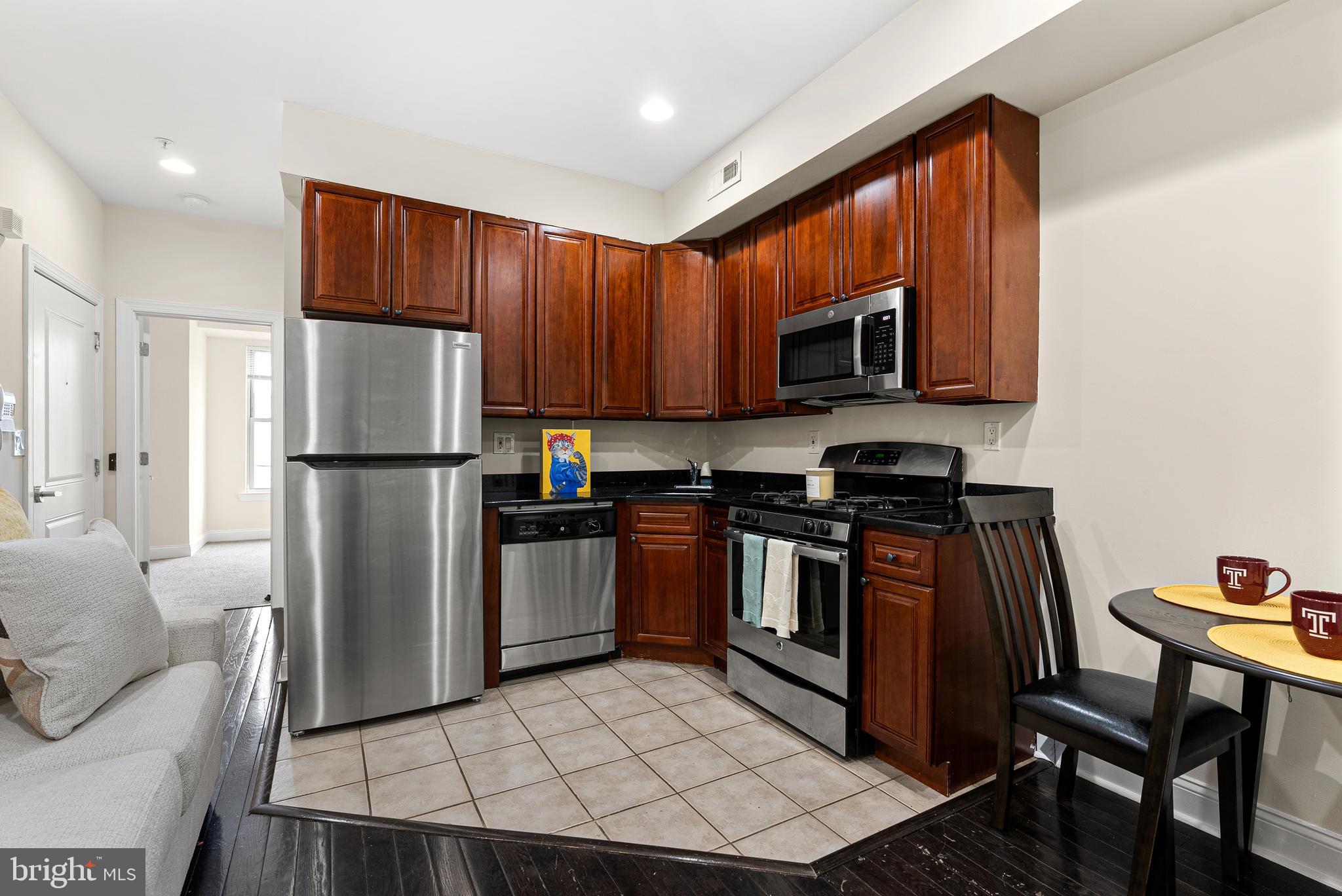 TEMPLE UNIVERSITY - Residential Lease