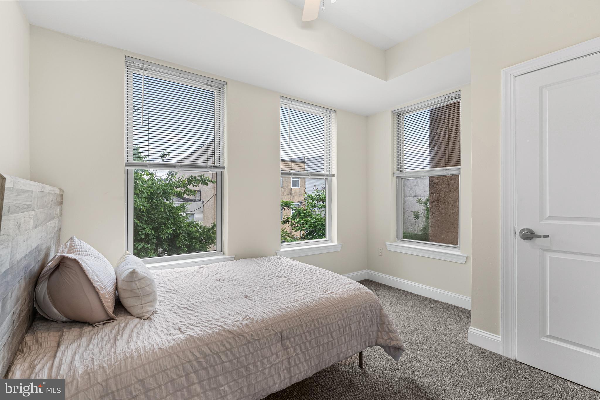 TEMPLE UNIVERSITY - Residential Lease