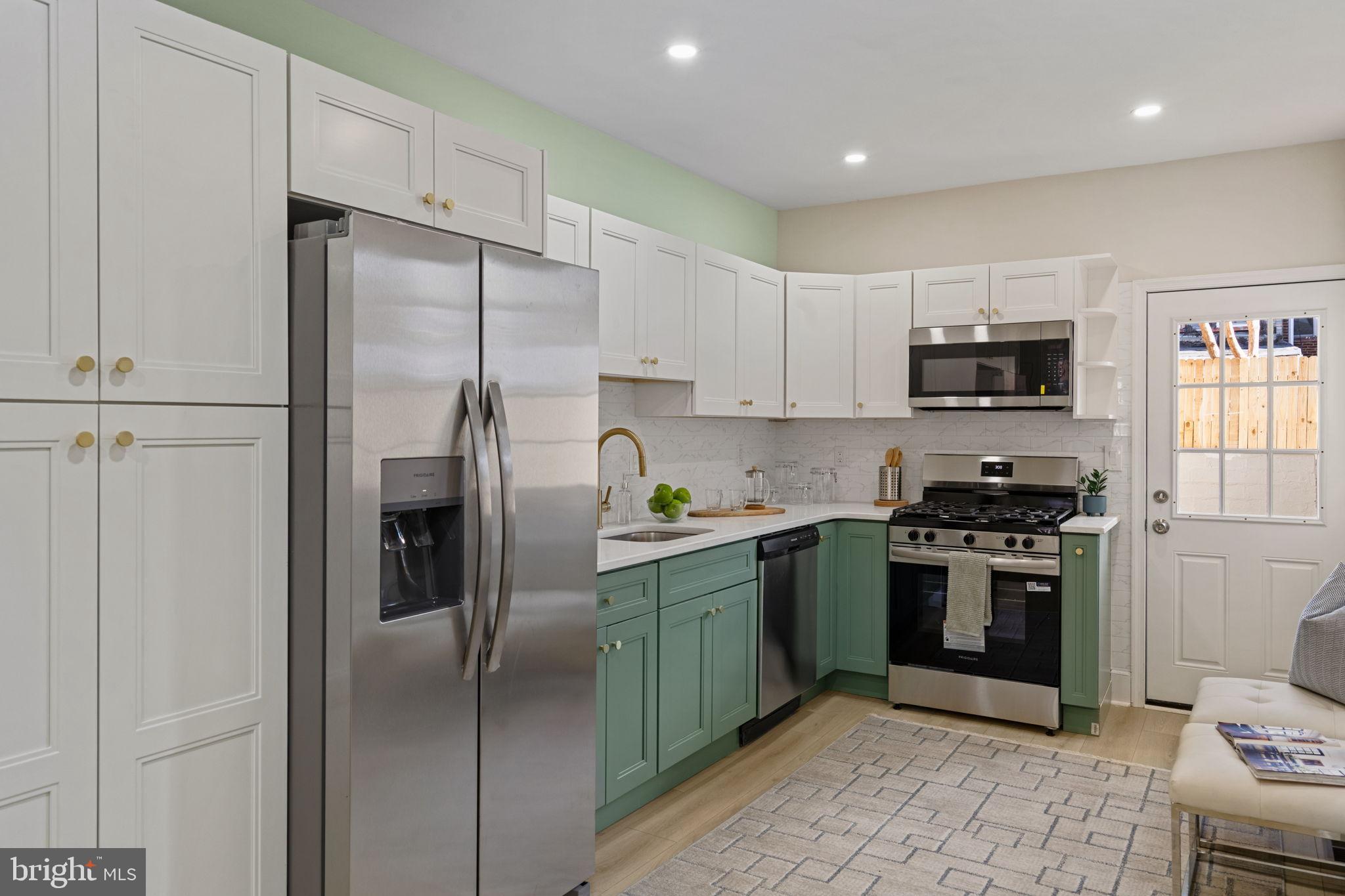 WEST PASSYUNK - Residential