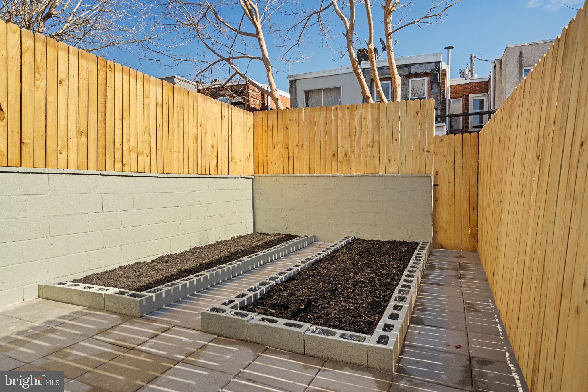 WEST PASSYUNK - Residential