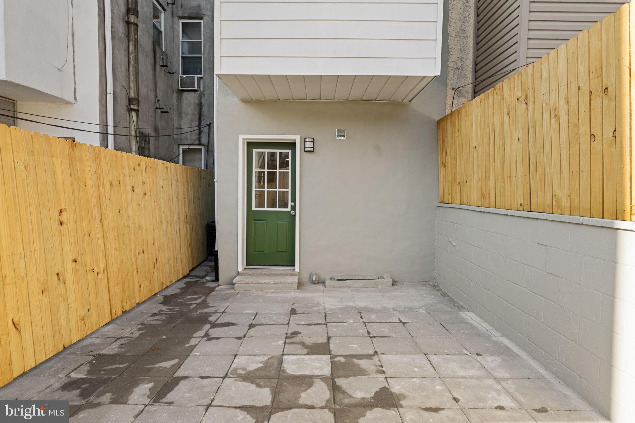 WEST PASSYUNK - Residential