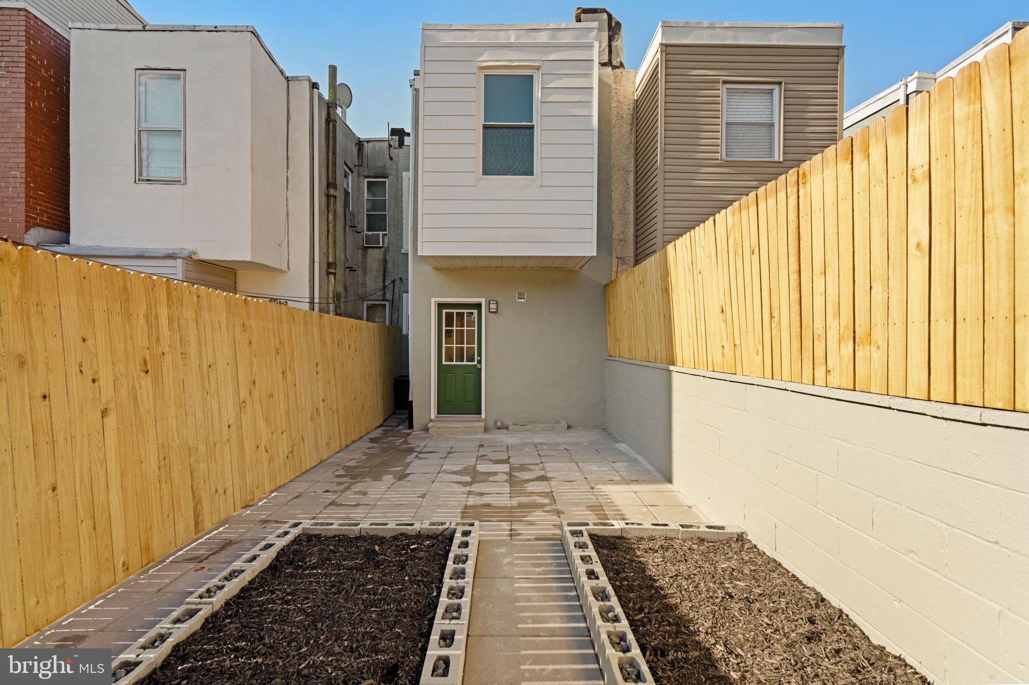 WEST PASSYUNK - Residential