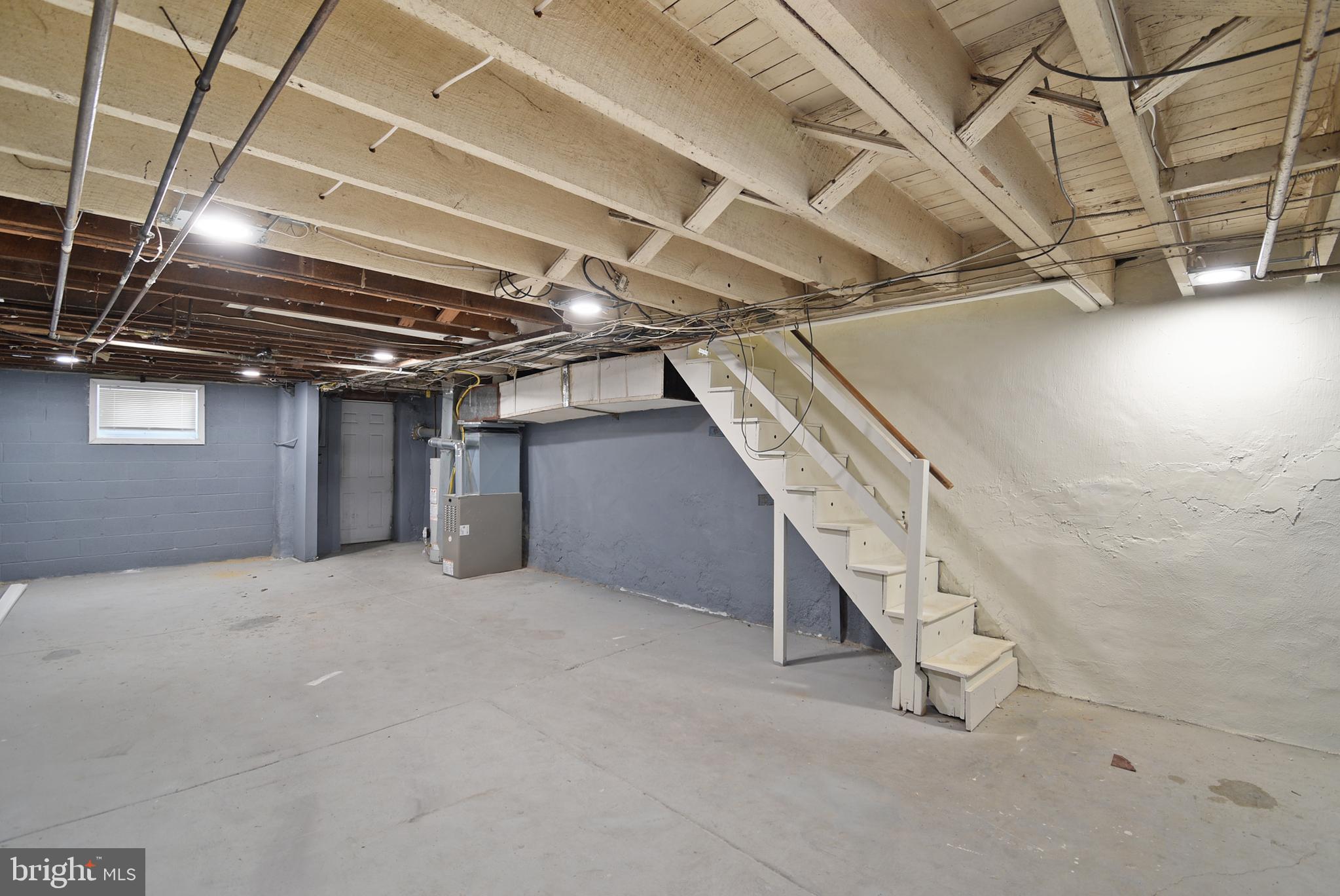 LANSDOWNE PARK - Residential