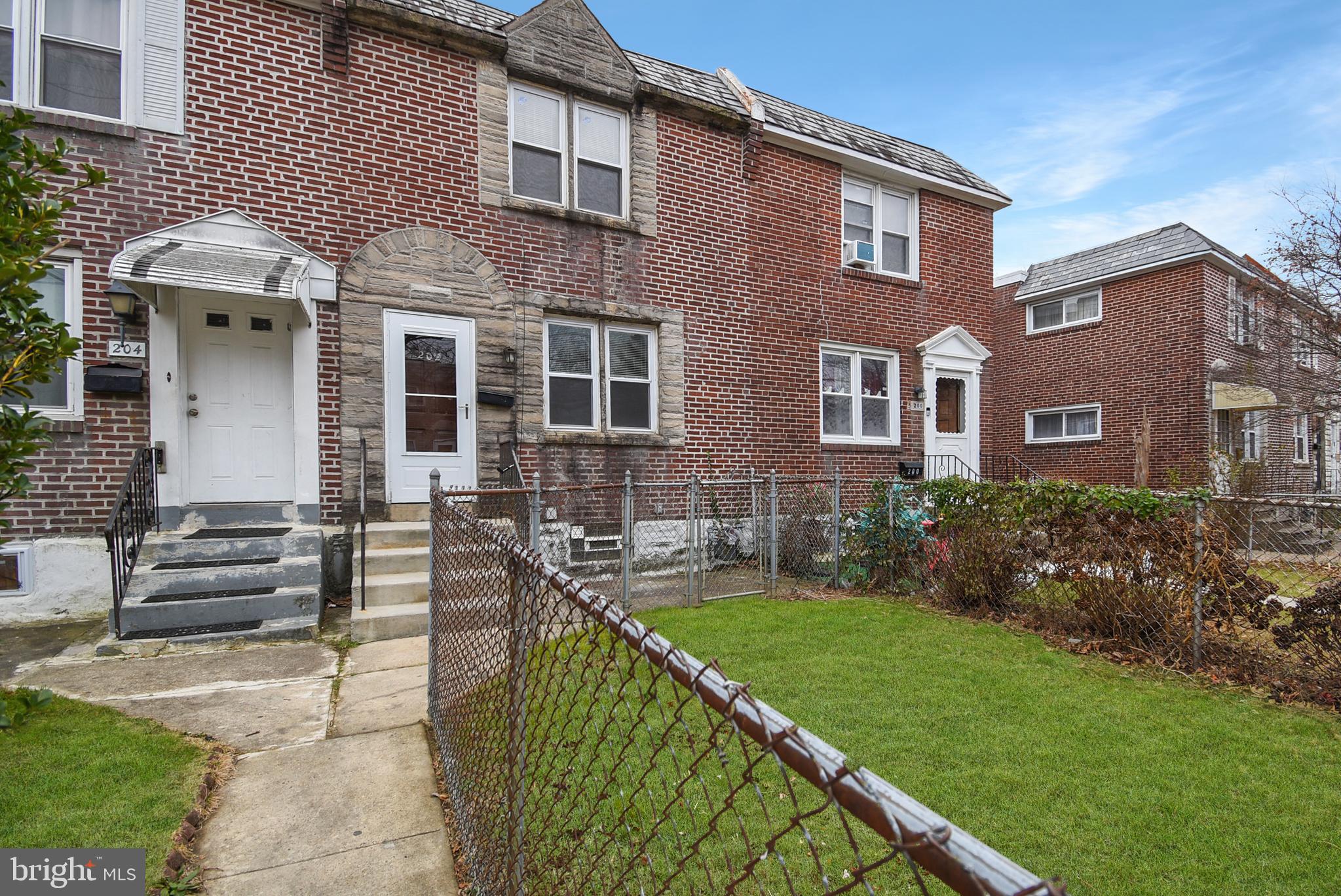 LANSDOWNE PARK - Residential