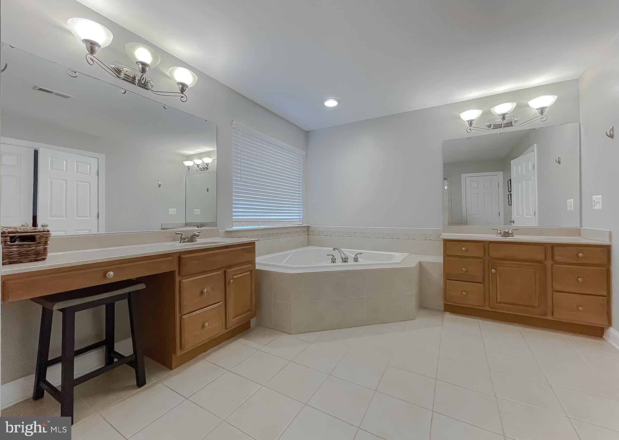 FORREST FARM - Residential