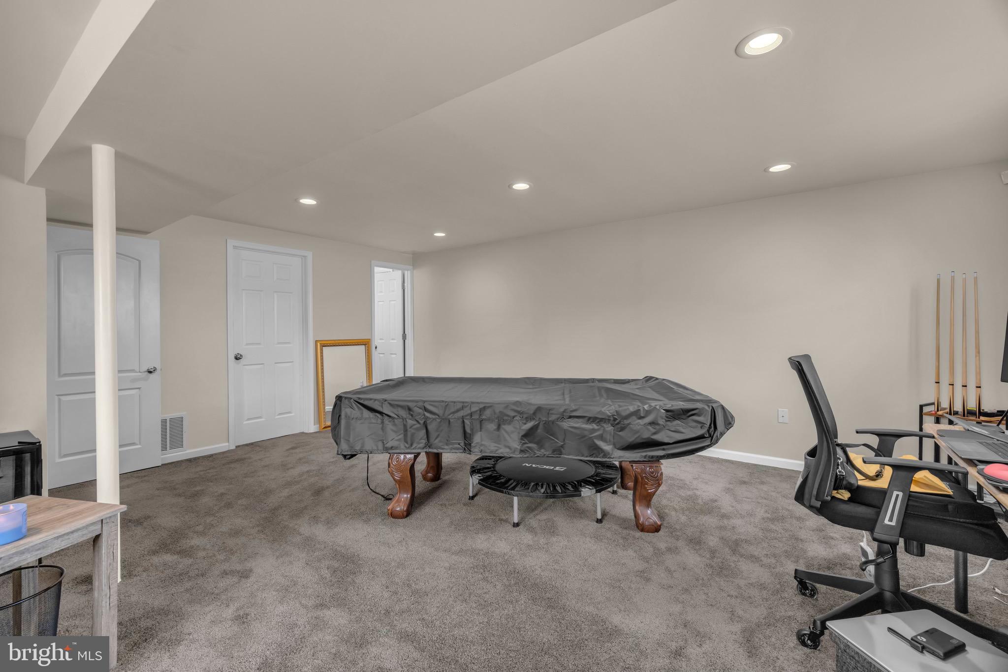 EDGEWOOD MEADOWS - Residential