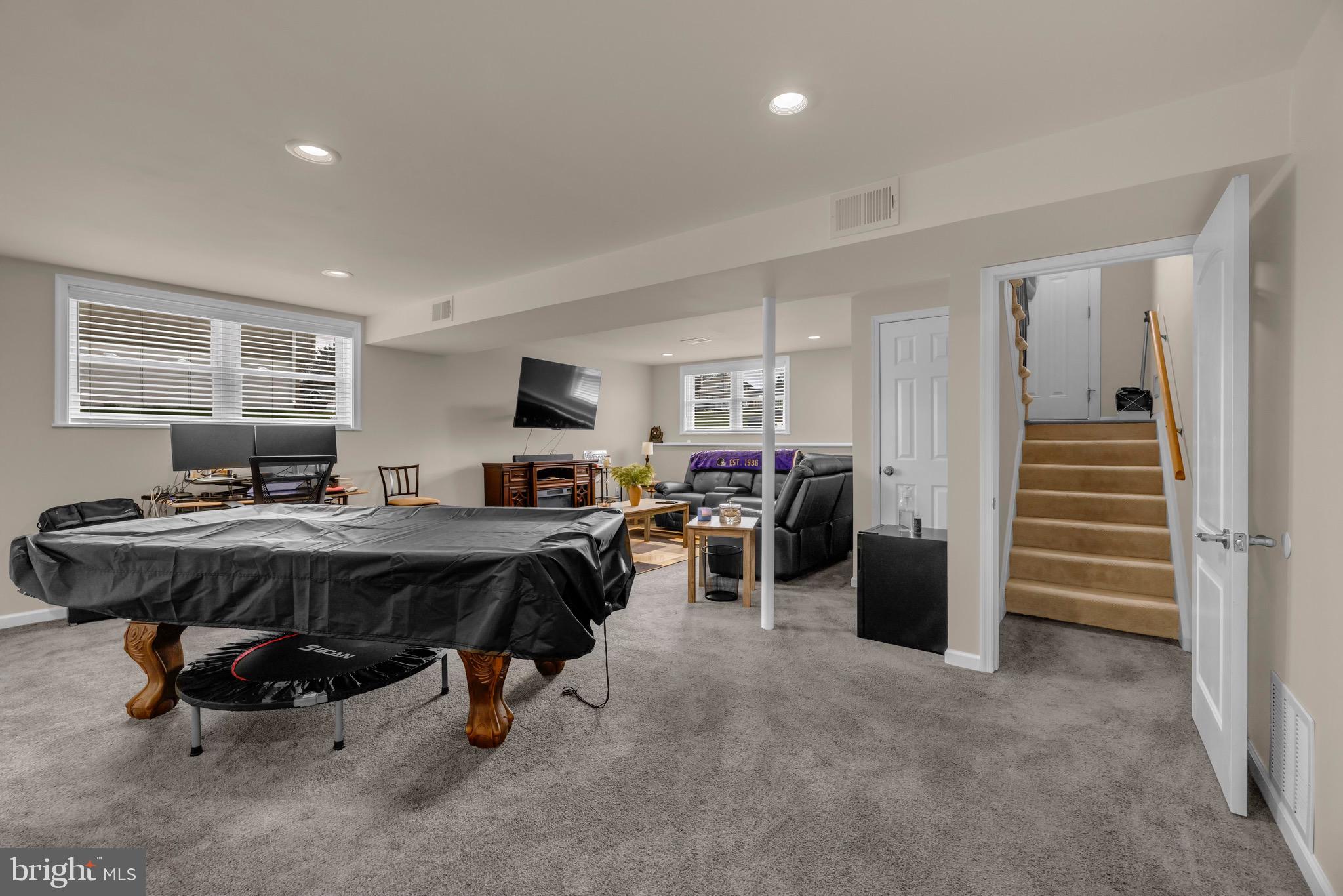 EDGEWOOD MEADOWS - Residential